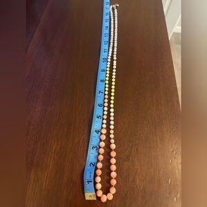 Loft colored bead necklace